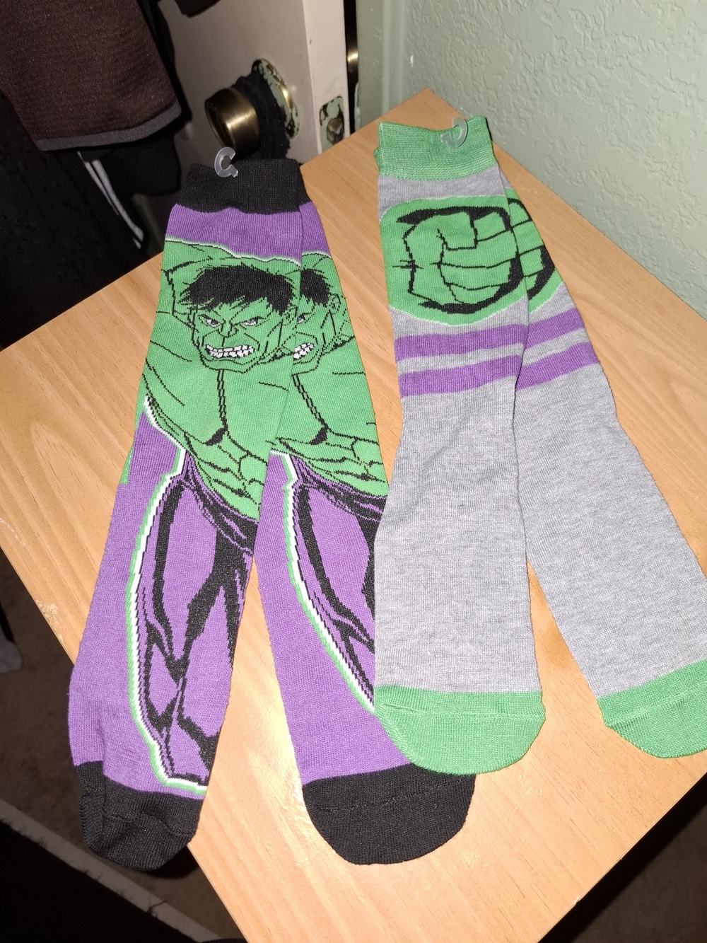 Marvel Kids Hulk Green & Purple Crew Socks